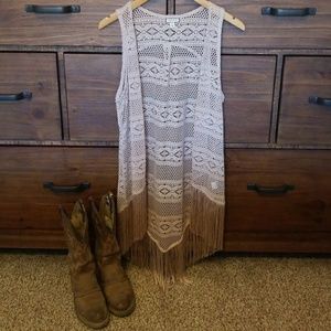 Sleeveless fringe blouse/vest